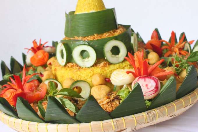nasi tumpeng enak dan cantik di bandung