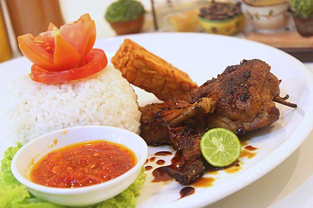 catering nasi box menu ayam bakar di bandung rasa enak