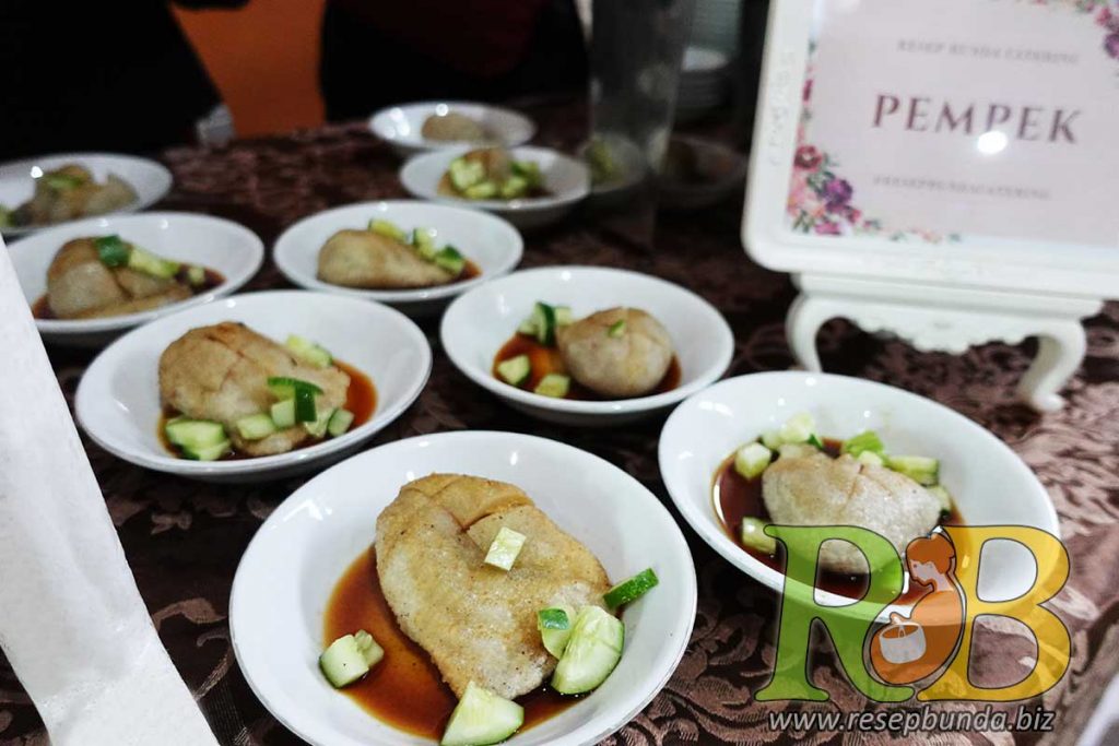 Pempek