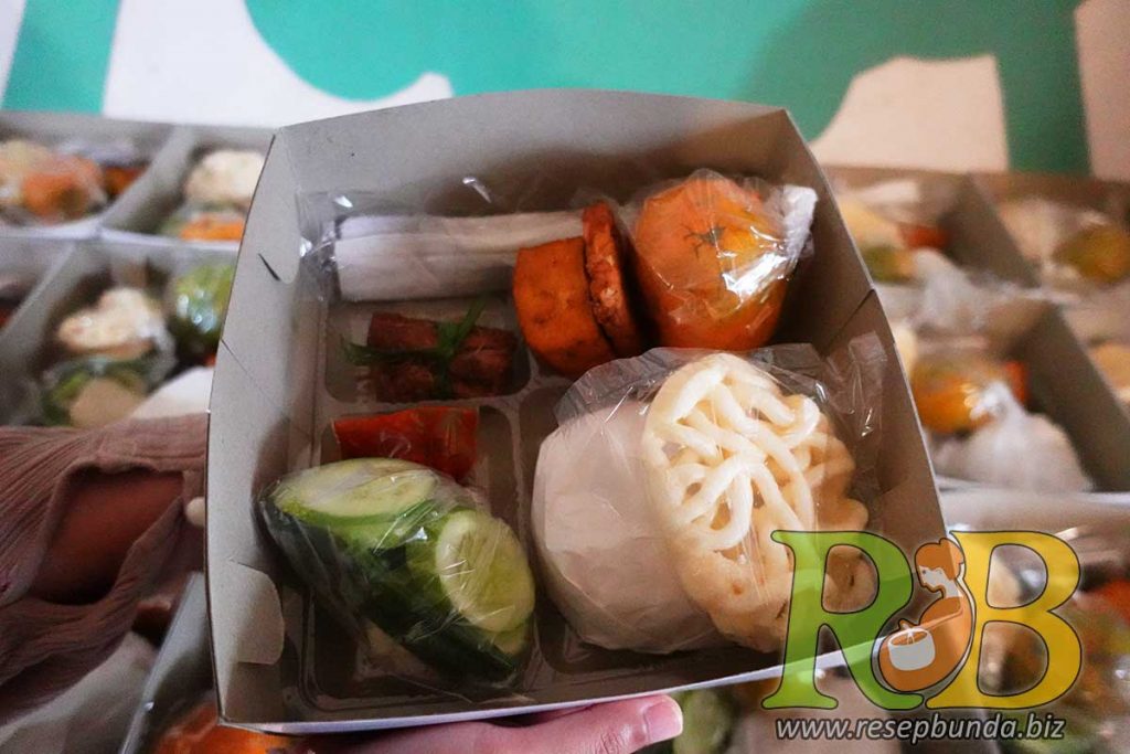 Nasi Box Paket Komplet 3