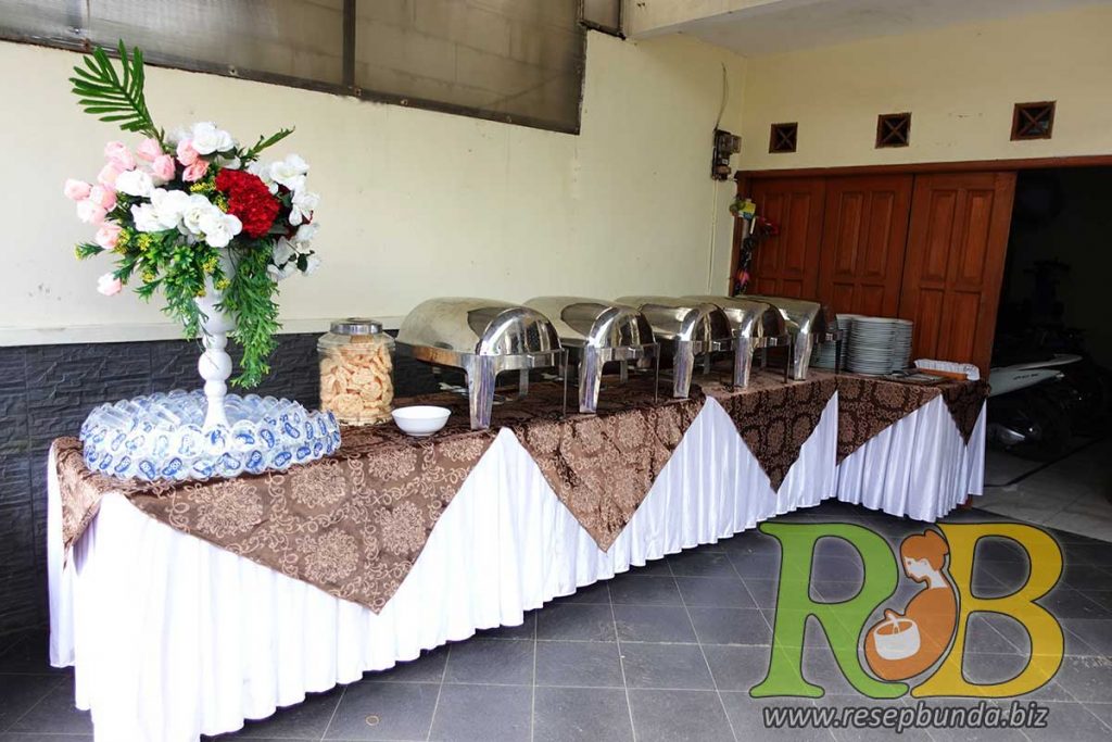 Meja Buffet