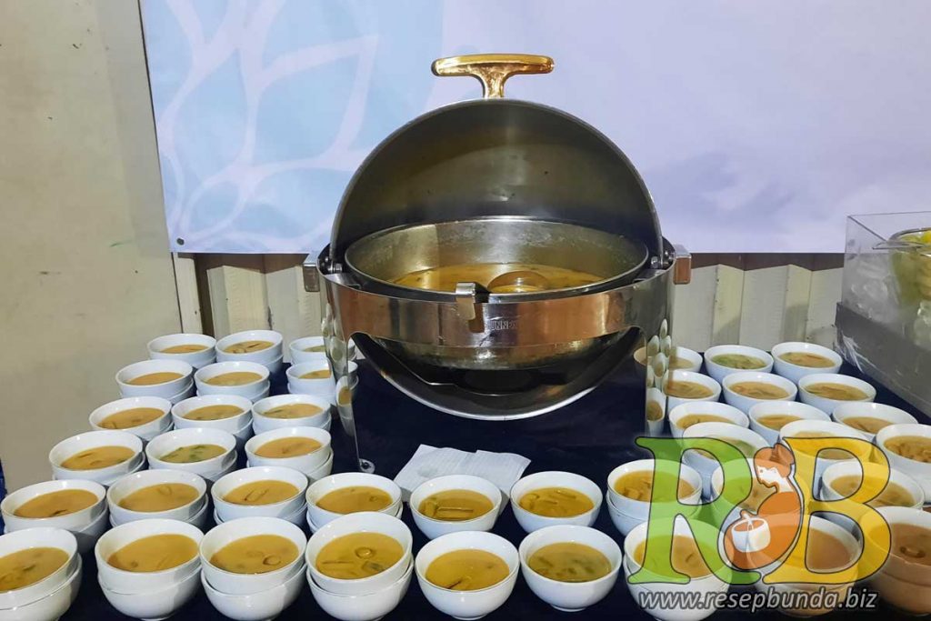 Es Cendol (Dessert)