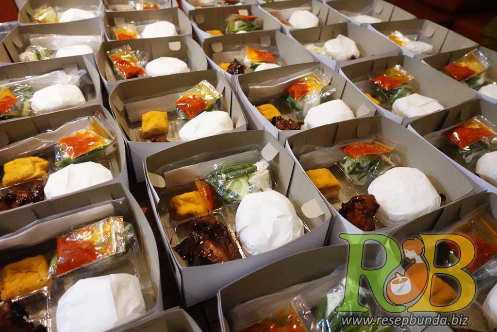 Nasi Box Paket Eko 2